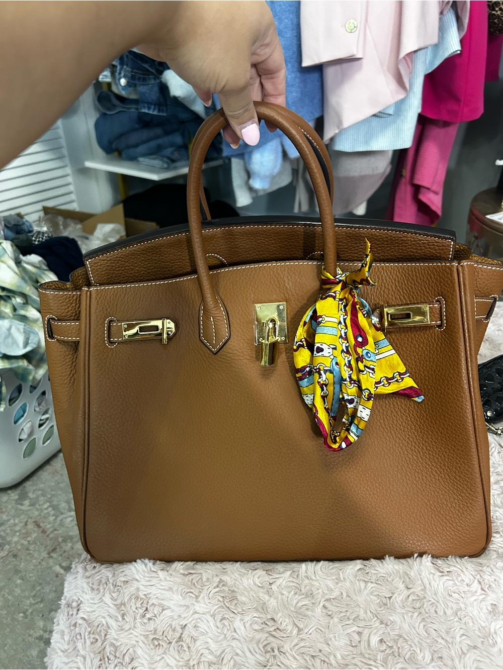 Classic Leather Tote Bag in Cognac with Gold Hardware - Picture 2 of 13